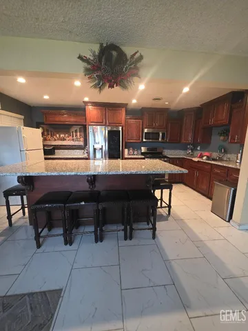 $340,000 | Undisclosed Address, Delano, CA 93215