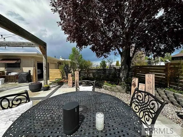 $429,900 | 606 Calder Avenue, American Falls, ID 83211