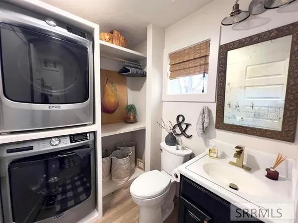 $429,900 | 606 Calder Avenue, American Falls, ID 83211