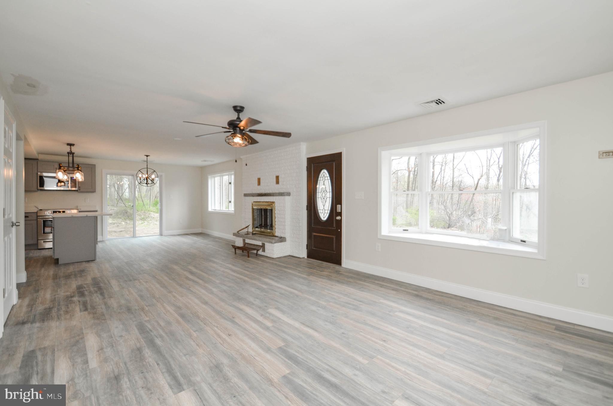 6463 Vera Cruz Road Center Valley, PA 18034 - Photo 2 of 26 Gallery Image 2