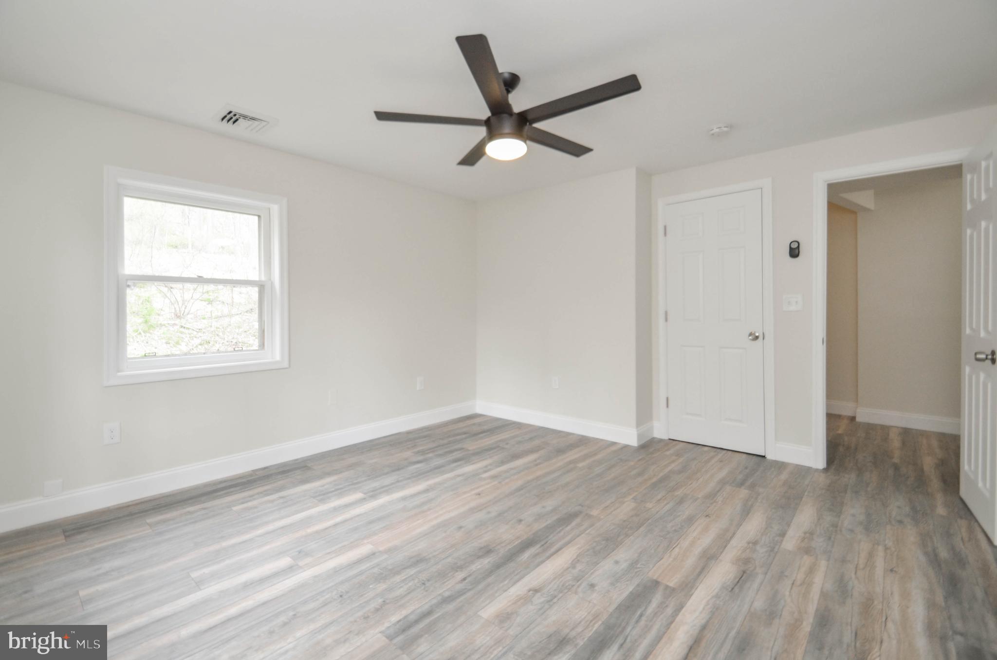 6463 Vera Cruz Road Center Valley, PA 18034 - Photo 15 of 26 Gallery Image 15