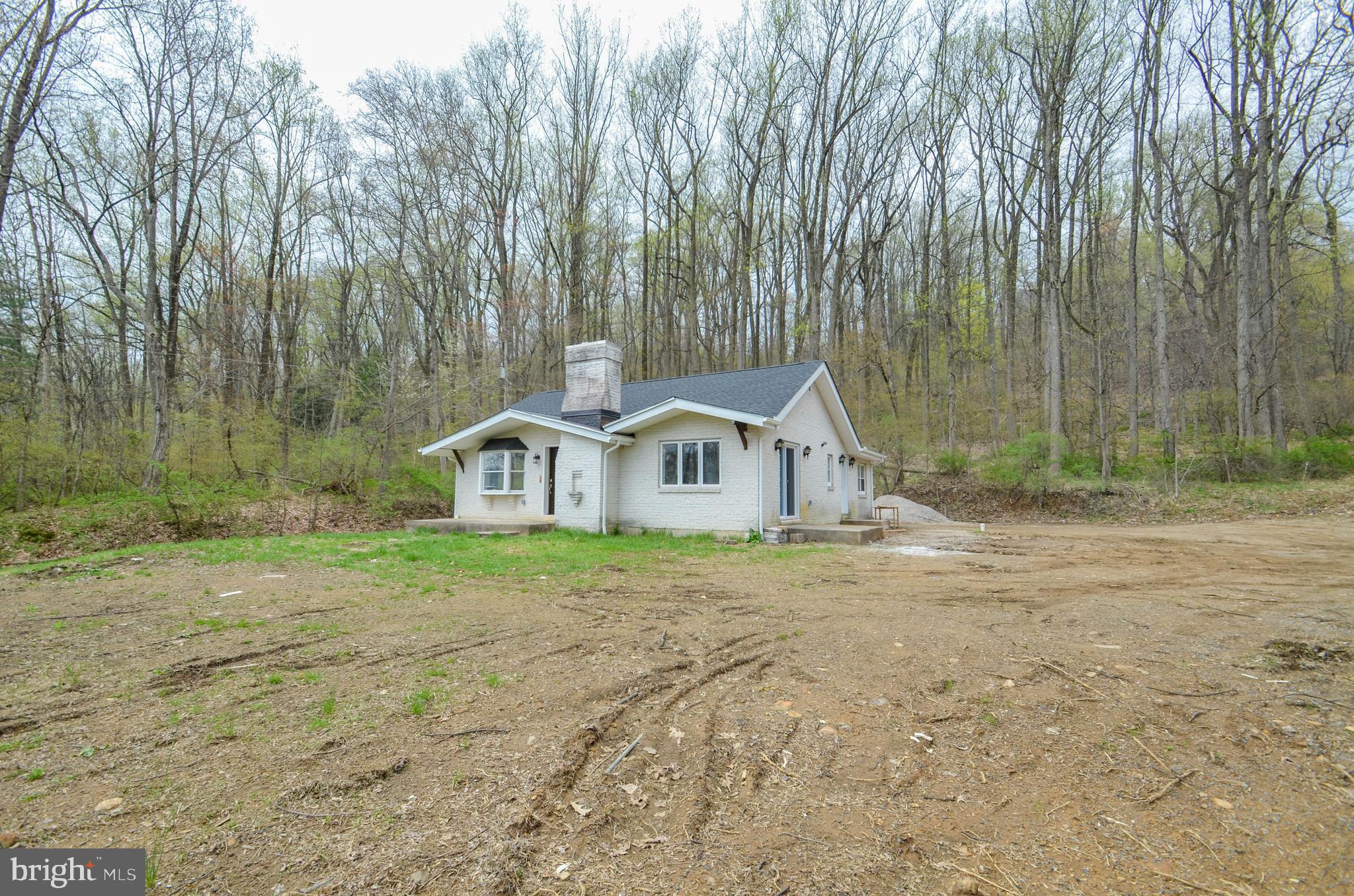 6463 Vera Cruz Road Center Valley, PA 18034 - Photo 24 of 26 Gallery Image 24