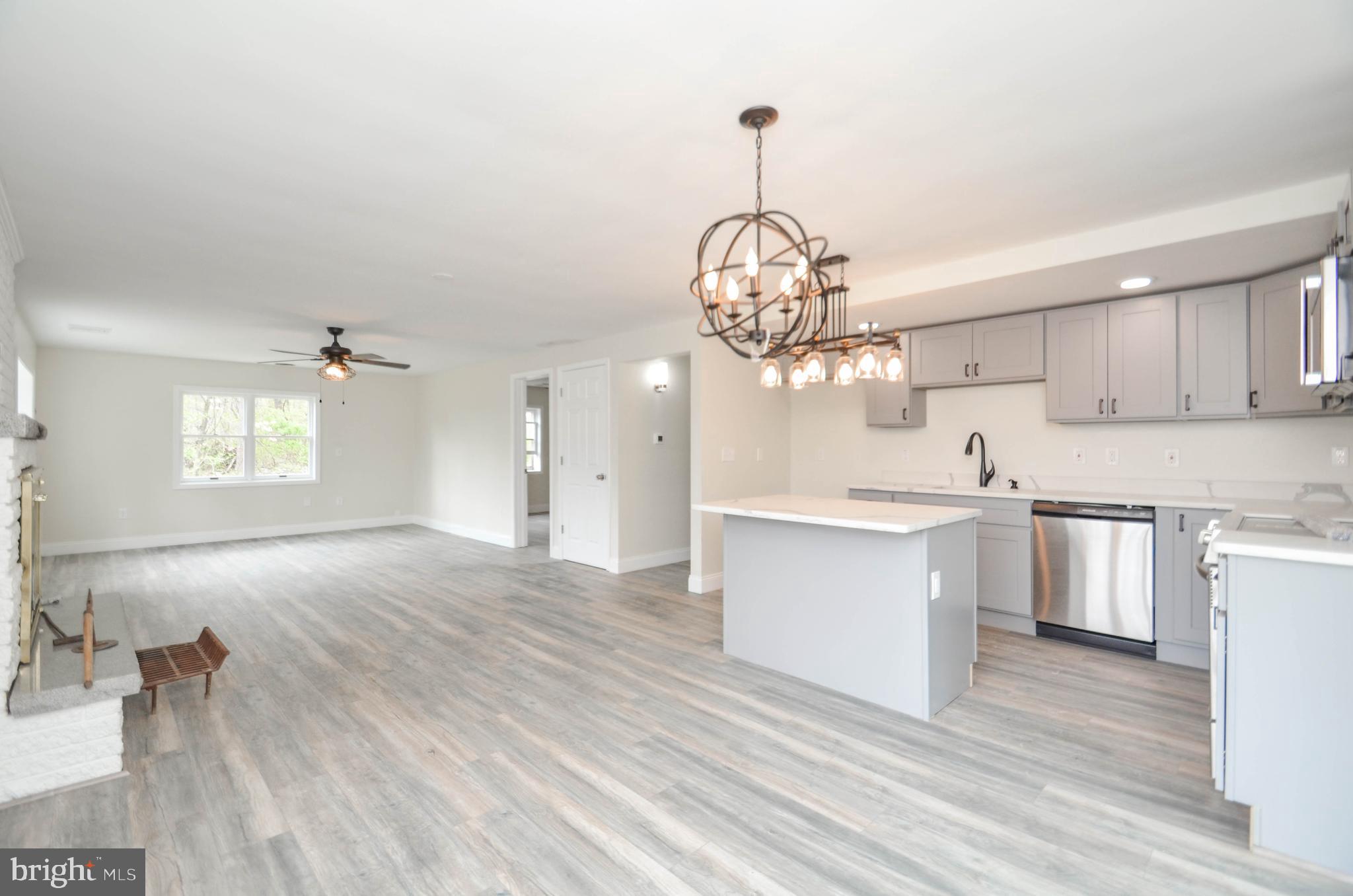 6463 Vera Cruz Road Center Valley, PA 18034 - Photo 9 of 26 Gallery Image 9