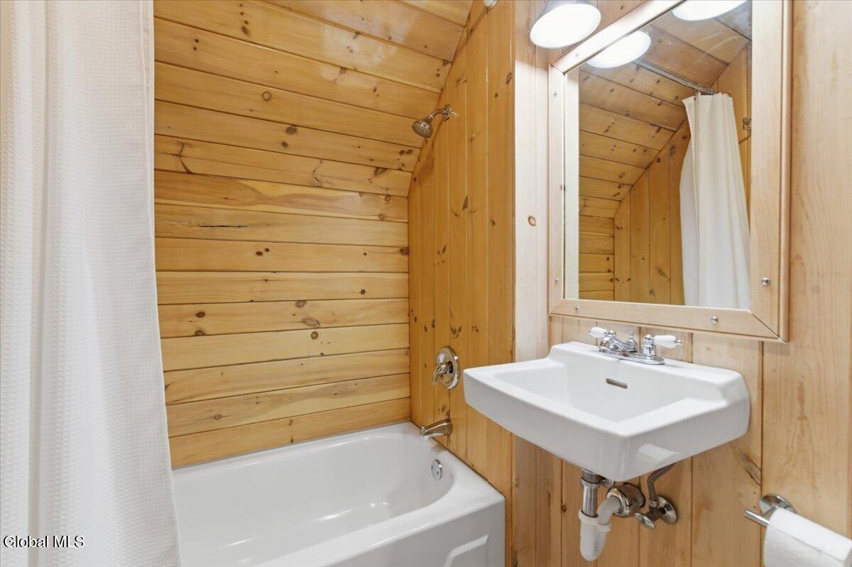 49 Homestead Road Northumberland, NY 12866 - Photo 48 of 56 53-015_FJD_0776