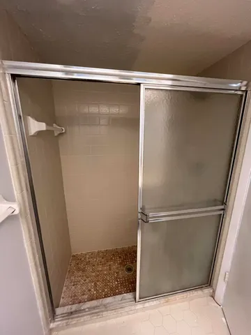 $2,200 | 7281 Southeast Concord Place, Hobe Sound, FL 33455