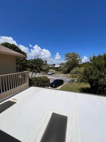 $2,200 | 7281 Southeast Concord Place, Hobe Sound, FL 33455