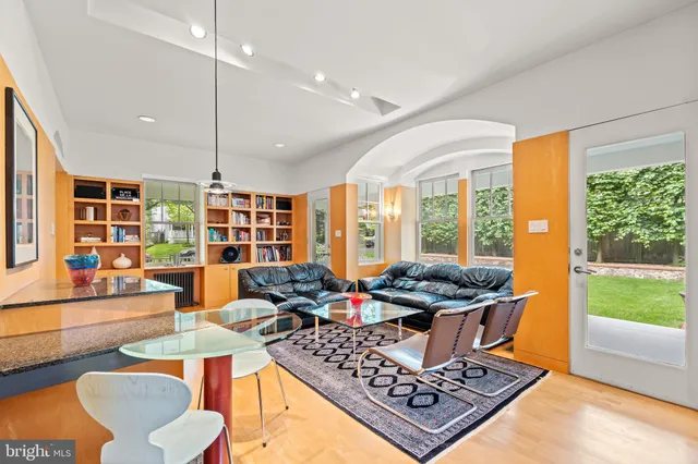 $2,095,000 | 3700 Underwood Street, Chevy Chase, MD 20815