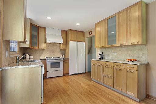 3005 Keystone Road Northbrook, IL 60062 - Photo 4 of 16