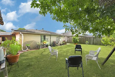 $194,900 | 4930 Teton Street, Houston, TX 77033