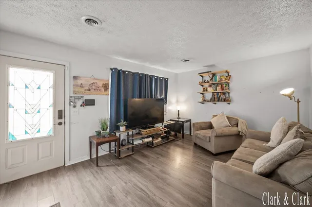 $85,000 | 6037 Hughes Road, Lansing, MI 48911