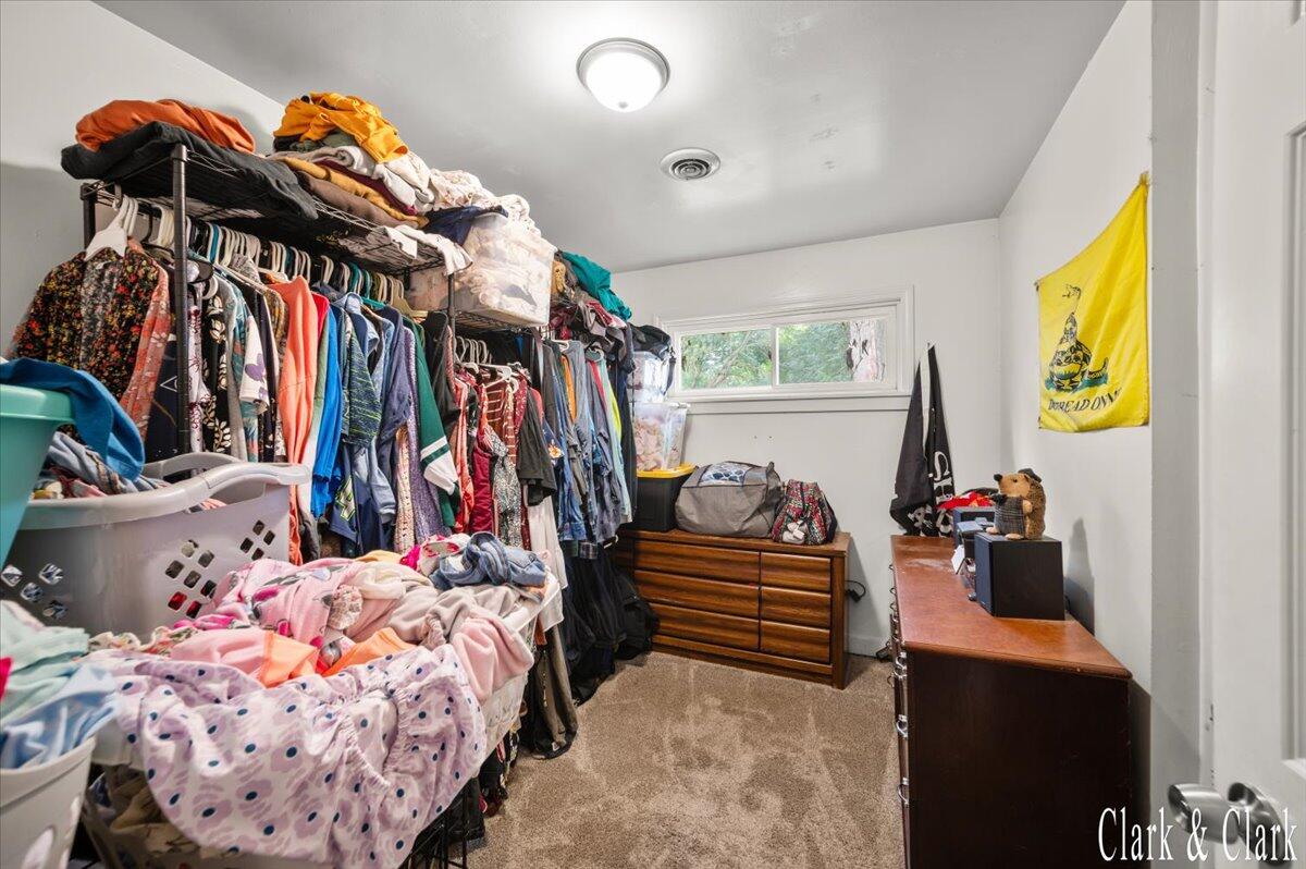 6037 Hughes Road Lansing, MI 48911 - Photo 10 of 16 07-DSC_7032