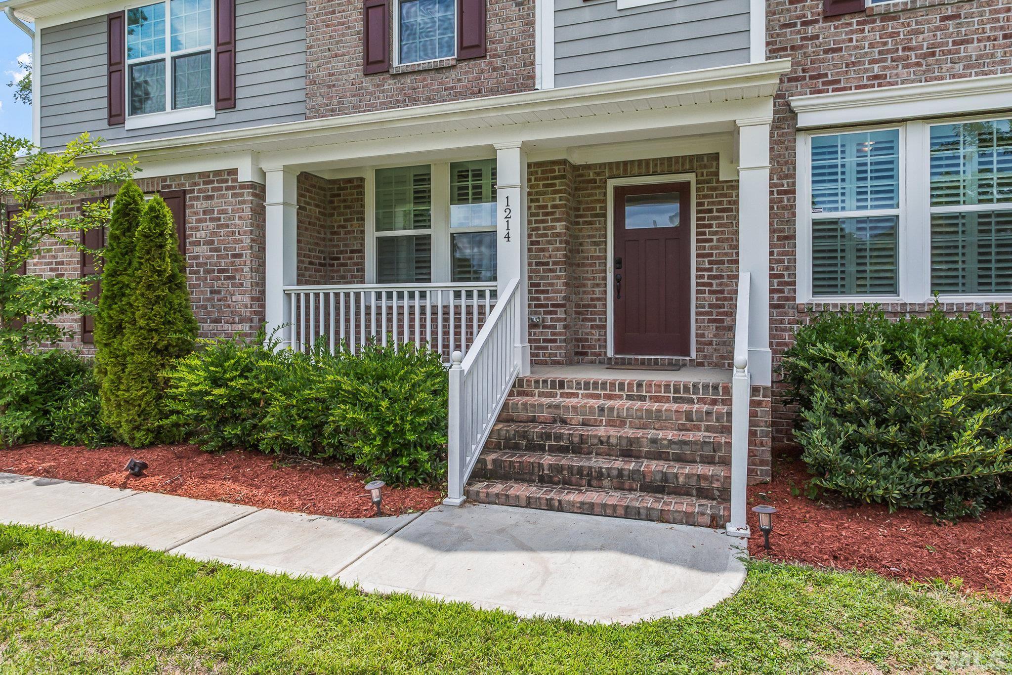 1214 Raleigh Street Oxford, NC 27565 - Photo 3 of 40 front view of a house