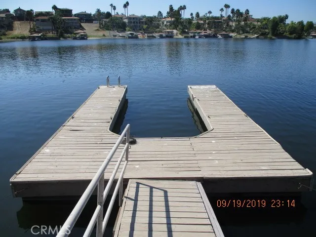 a view of a lake with houses