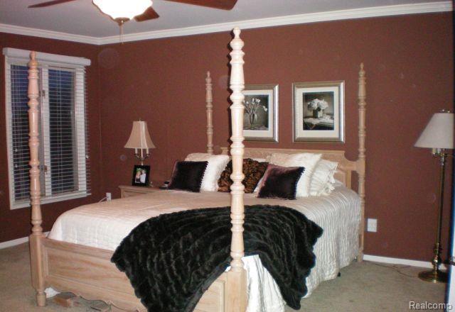 976 Golfview Court, Unit 5 Rochester, MI 48307 - Photo 8 of 10 Master Bedroom