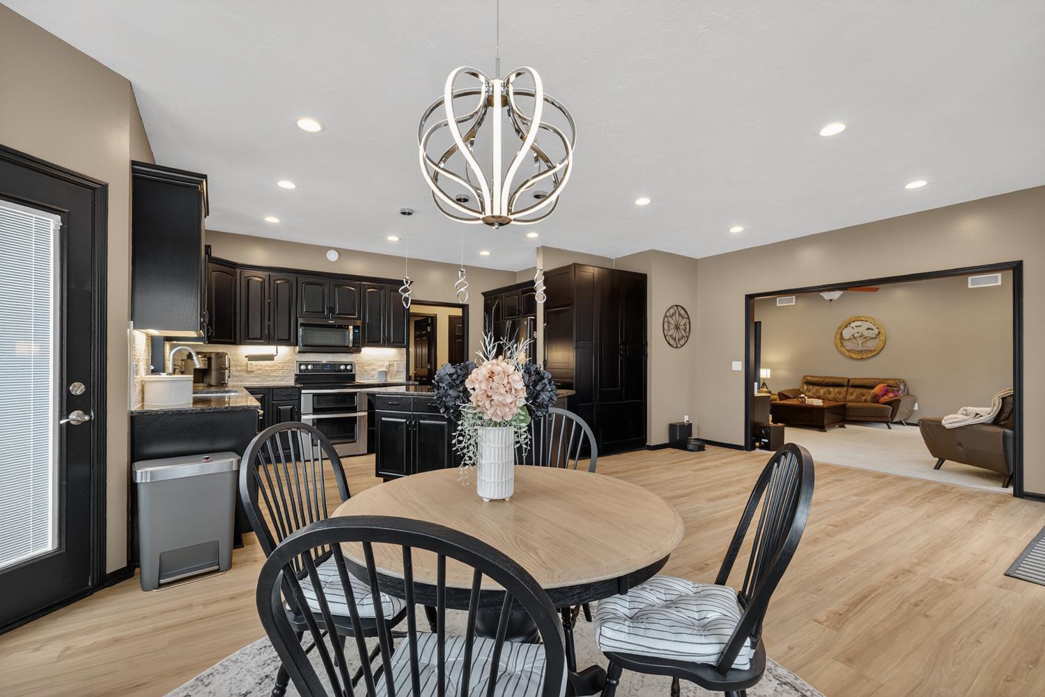 1408 27th Street Southwest Austin, MN 55912 - Photo 17 of 57