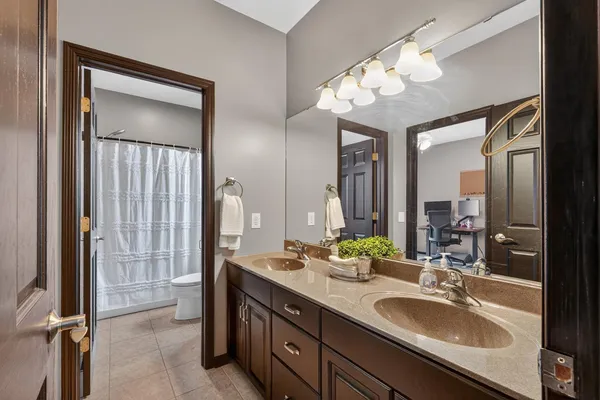 $534,900 | 1408 27th Street Southwest, Austin, MN 55912