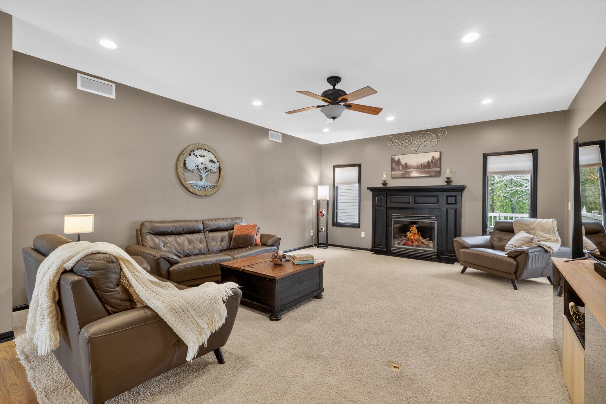 1408 27th Street Southwest Austin, MN 55912 - Photo 7 of 57