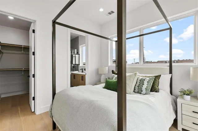 $3,250 | 604 North Ewing Avenue, Unit 103, Dallas, TX 75203