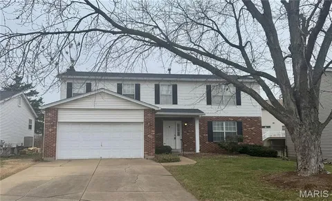 $350,000 | 4610 Weber Terrace Court, St. Louis, MO 63123