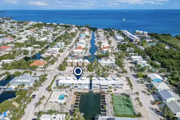 $3,900 | 164 Ocean Bay Drive, Unit 3C, Key Largo, FL 33037