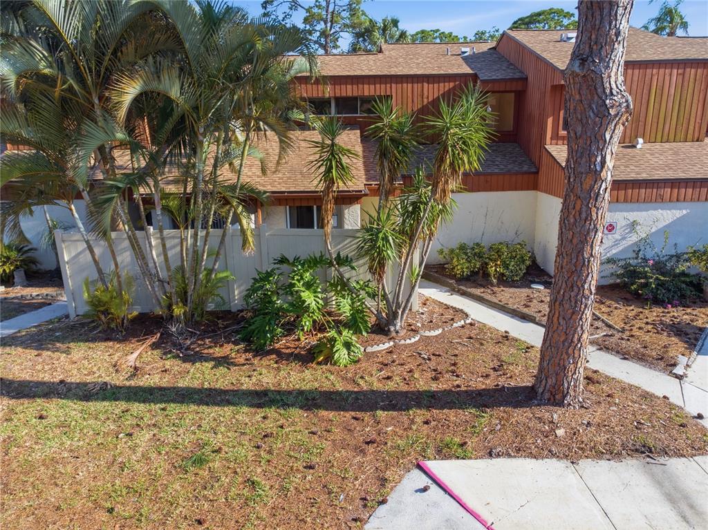 2058 Sunset Point Road, Unit 15 Clearwater, FL 33765 - Photo 2 of 52