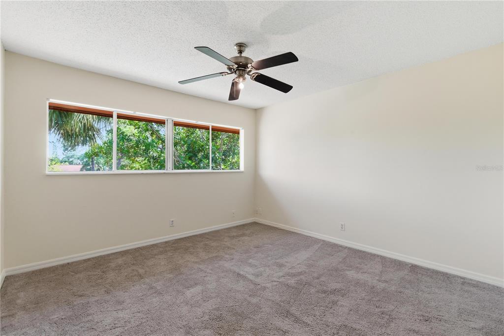 2058 Sunset Point Road, Unit 15 Clearwater, FL 33765 - Photo 31 of 52