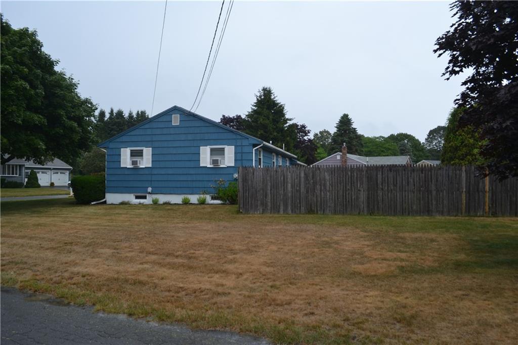 16 Vernon Road Cape Elizabeth, ME 04107 - Photo 4 of 31 Photo