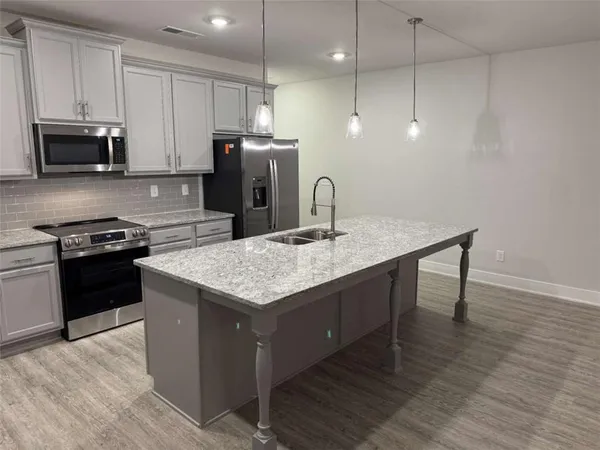 $2,250 | 2530 Harbor Ridge, Gainesville, GA 30507