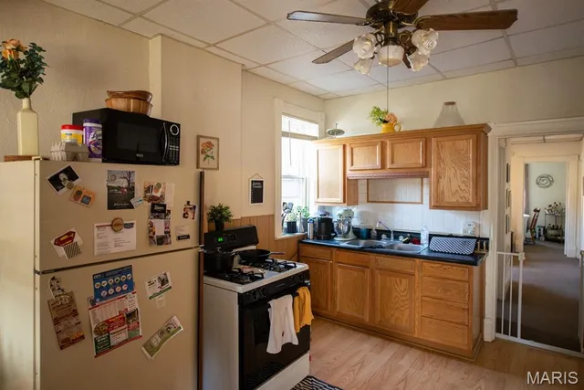 $285,000 | 4926 Murdoch Avenue, St. Louis, MO 63109