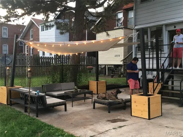 $285,000 | 4926 Murdoch Avenue, St. Louis, MO 63109