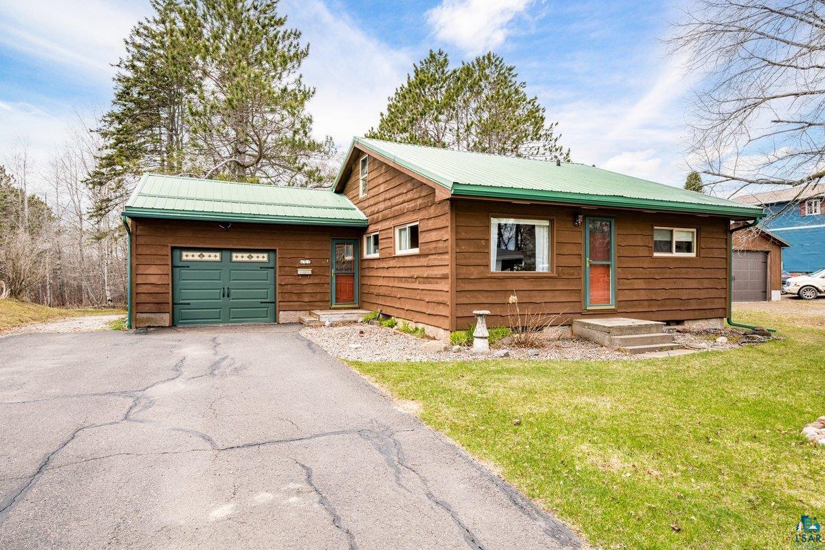 408 Summit Avenue Proctor, MN 55810 - Photo 3 of 30
