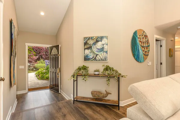 $1,895,000 | 5118 Concord Place, Carpinteria, CA 93013