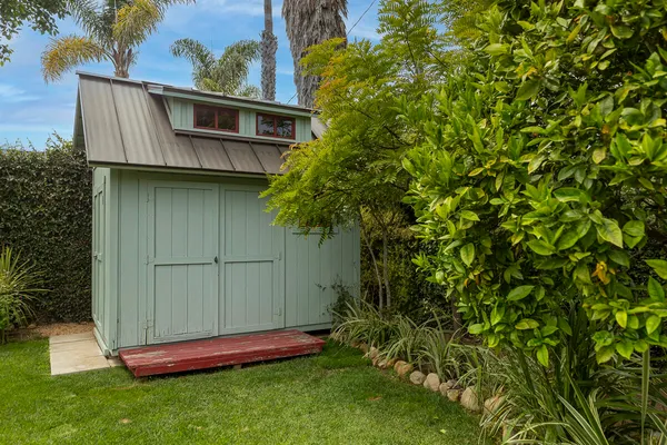 $1,895,000 | 5118 Concord Place, Carpinteria, CA 93013