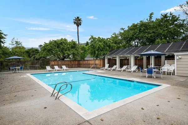 $1,895,000 | 5118 Concord Place, Carpinteria, CA 93013