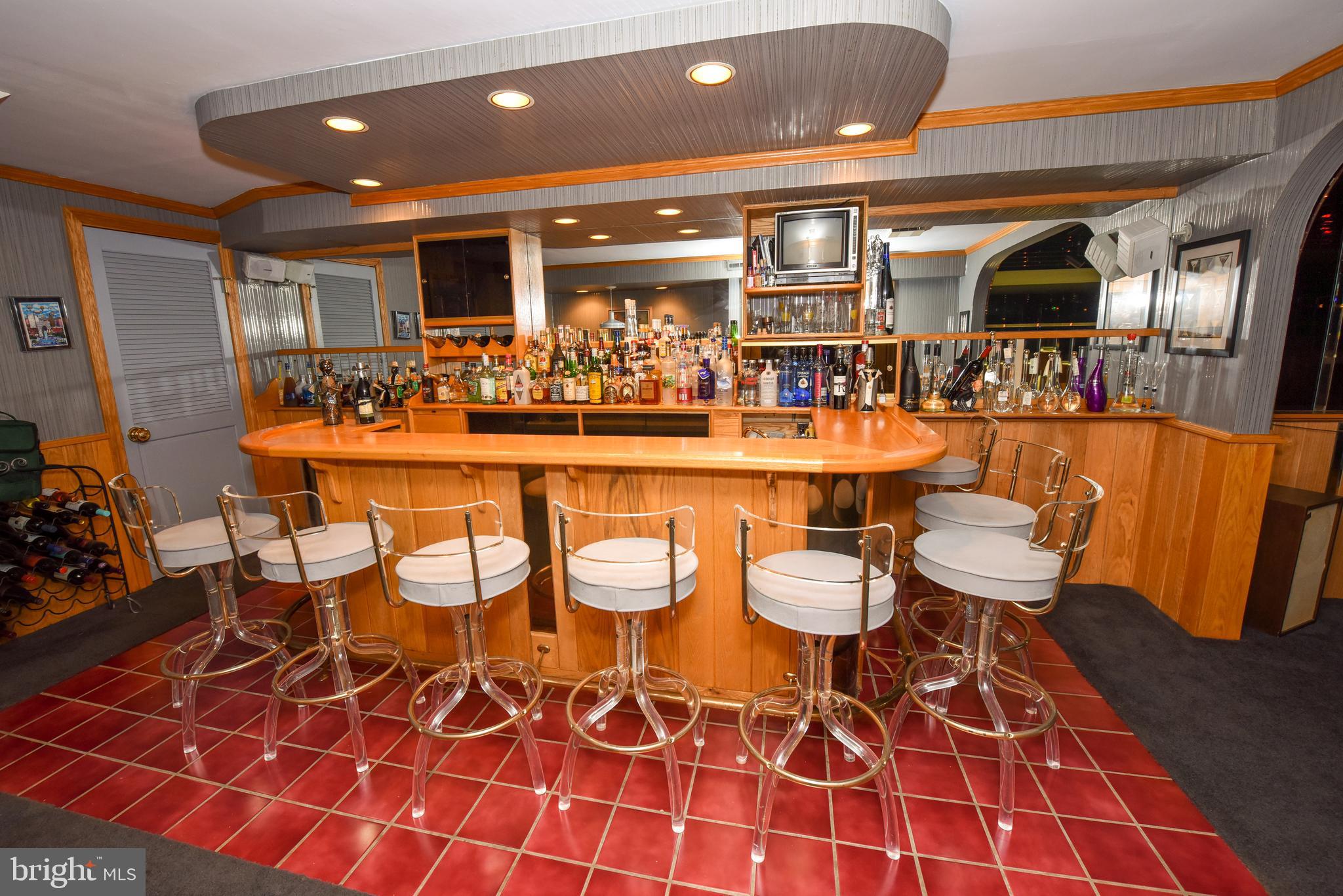 1746 Melmar Road Huntingdon Valley, PA 19006 - Photo 44 of 52 Wet Bar