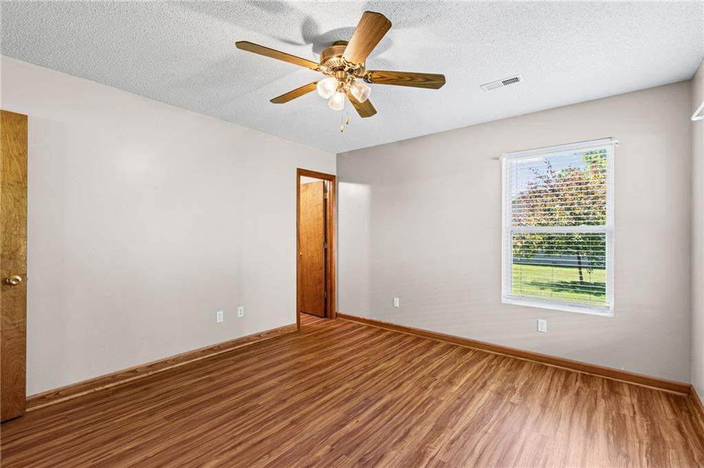 607 West 6th Street Cameron, MO 64429 - Photo 19 of 28