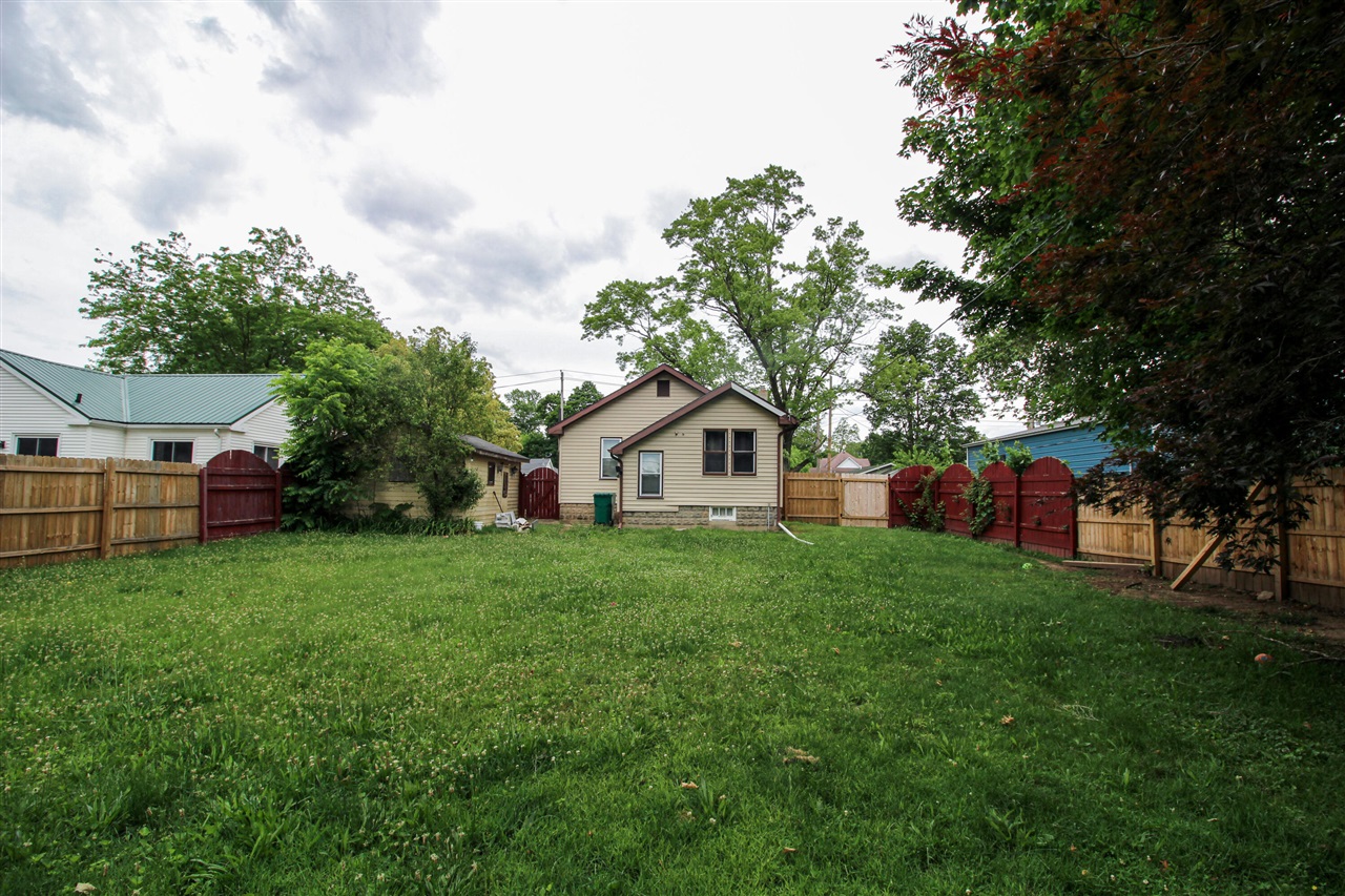 806 West Street Three Rivers, MI 49093 - Photo 26 of 28