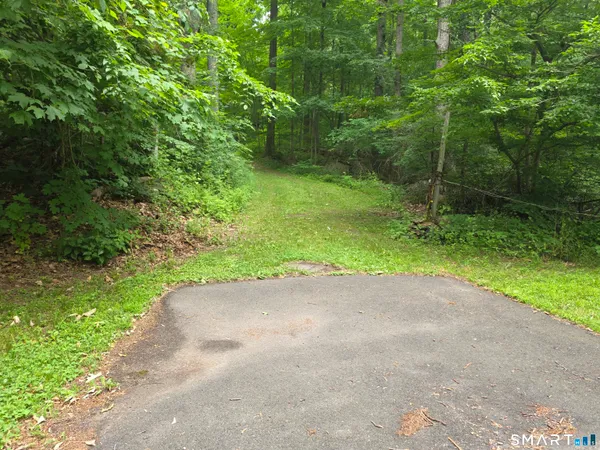 $150,000 | West Lake Avenue, Guilford, CT 06437