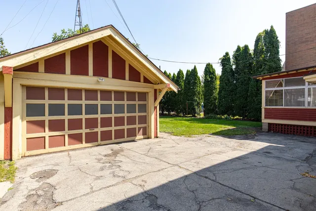 $239,900 | 644 Wisconsin Street, Oshkosh, WI 54901