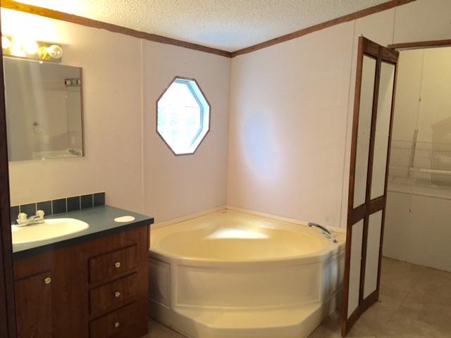 1120 Fort Johnson Road, Unit B Charleston, SC 29412 - Photo 6 of 6 master bath