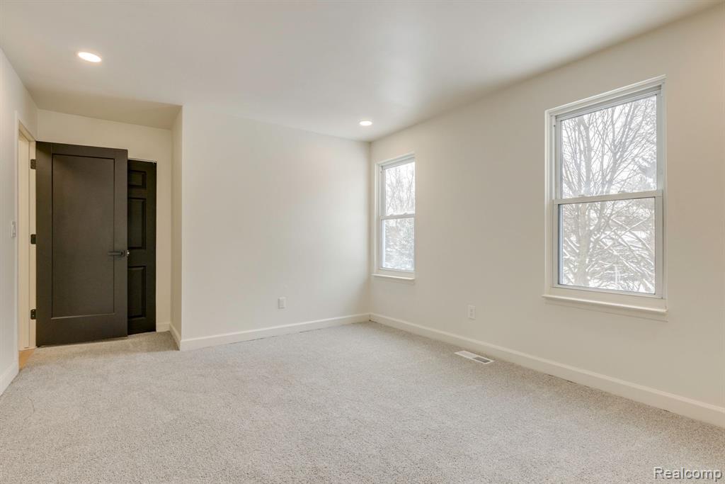 1499 West Horseshoe Bend Rochester, MI 48306 - Photo 30 of 50