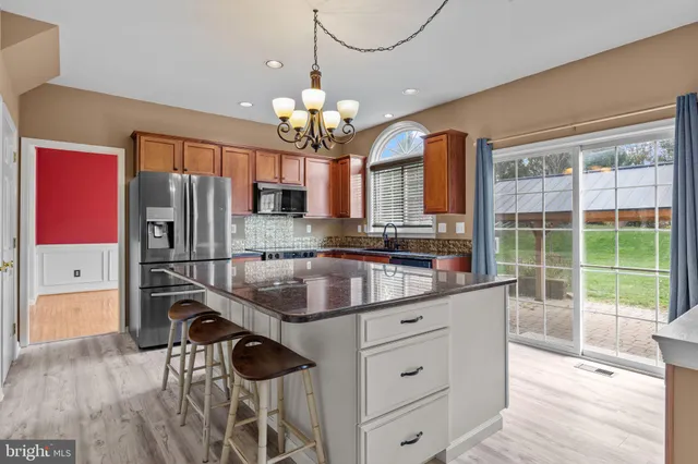 $645,900 | 132 Applewood Lane, Dublin, PA 18917