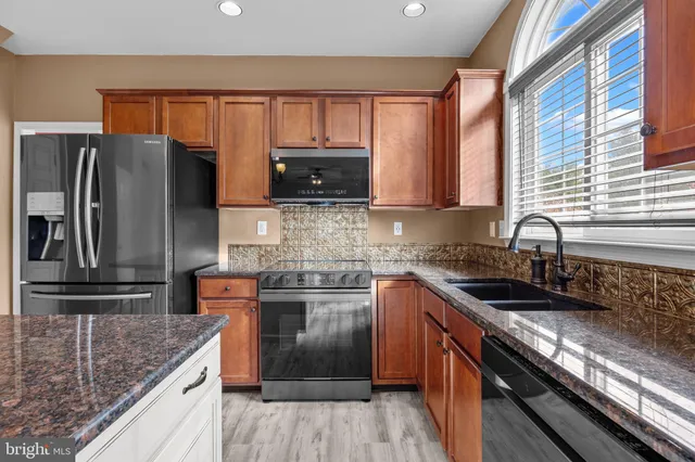 $645,900 | 132 Applewood Lane, Dublin, PA 18917