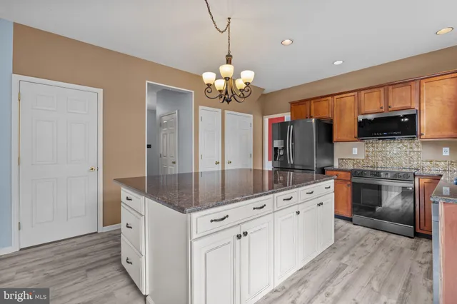 $645,900 | 132 Applewood Lane, Dublin, PA 18917