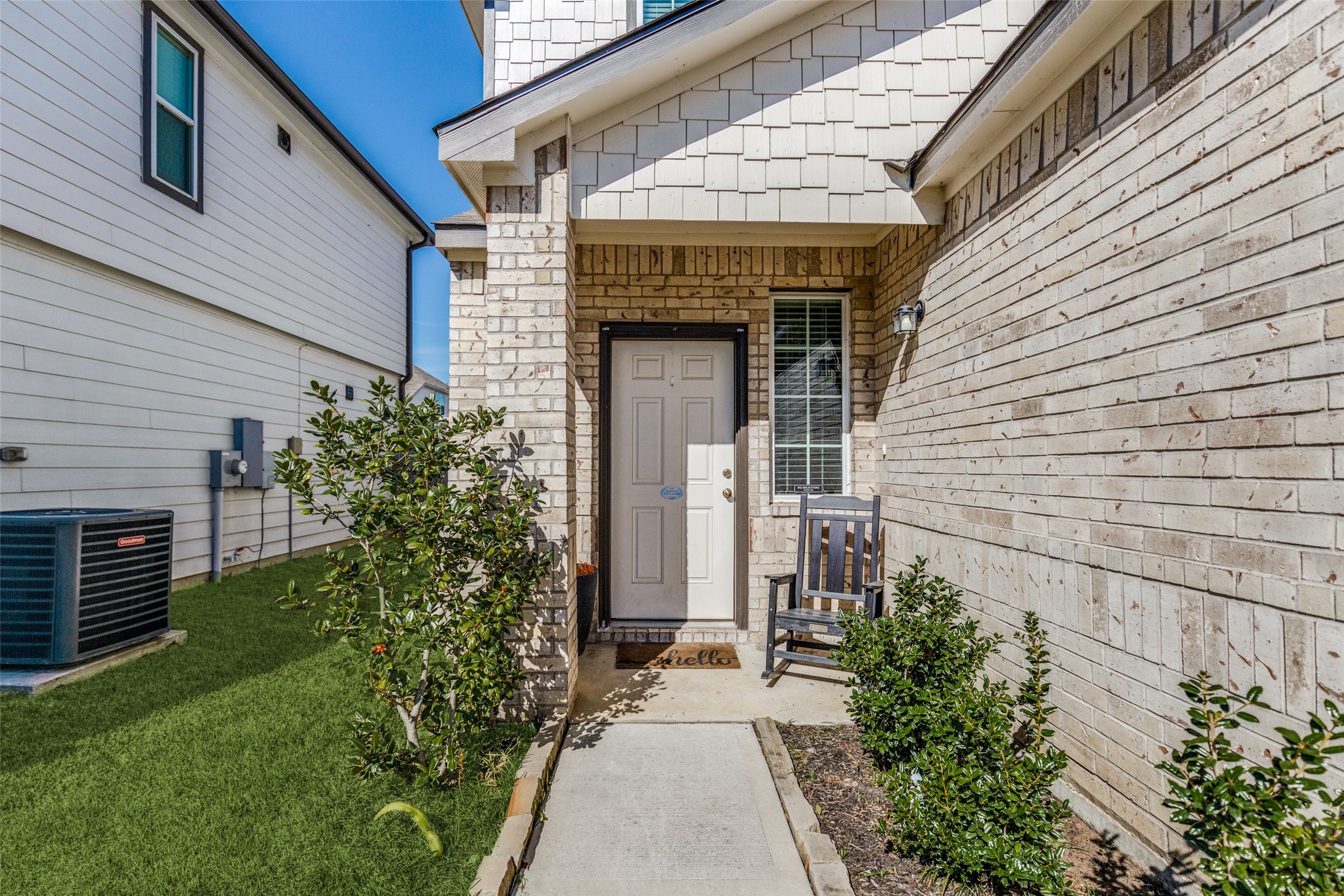 3633 Cub Drive Conroe, TX 77301 - Photo 21 of 30 a front view of a house with a garden