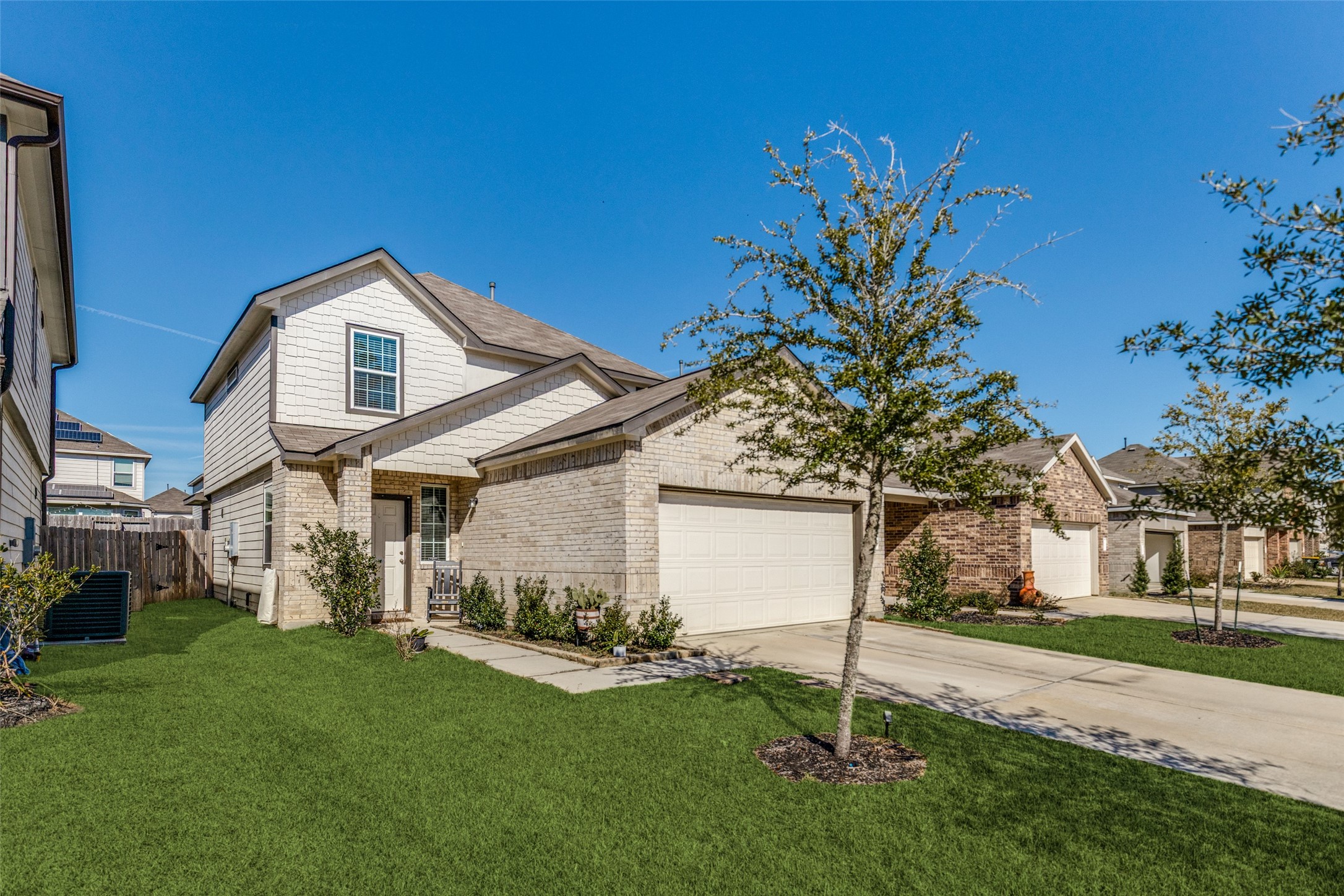 3633 Cub Drive Conroe, TX 77301 - Photo 23 of 30 a front view of house with yard and green space