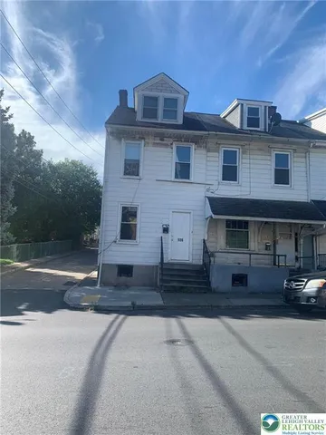 $350,000 | 526 West Gordon Street, Unit 1, Allentown, PA 18102