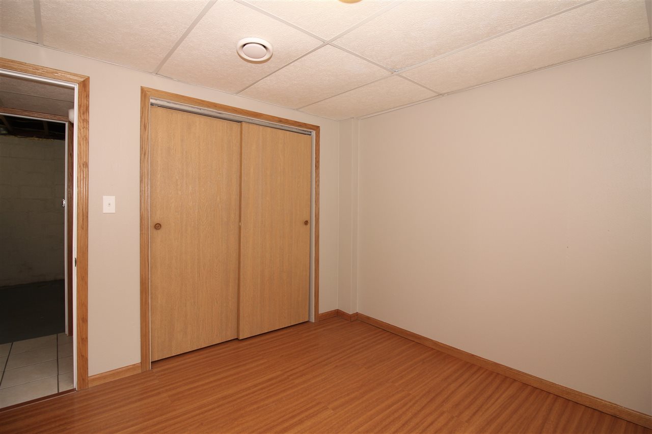 3811 West Lancer Road Peoria, IL 61615 - Photo 21 of 34 Gallery Image 21