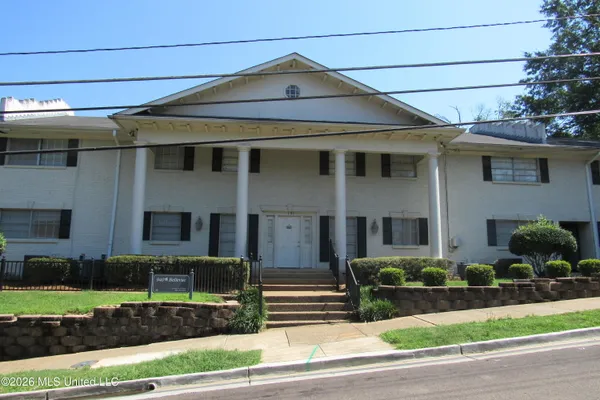 $855 | 940 Bellevue Place, Unit 103, Jackson, MS 39202
