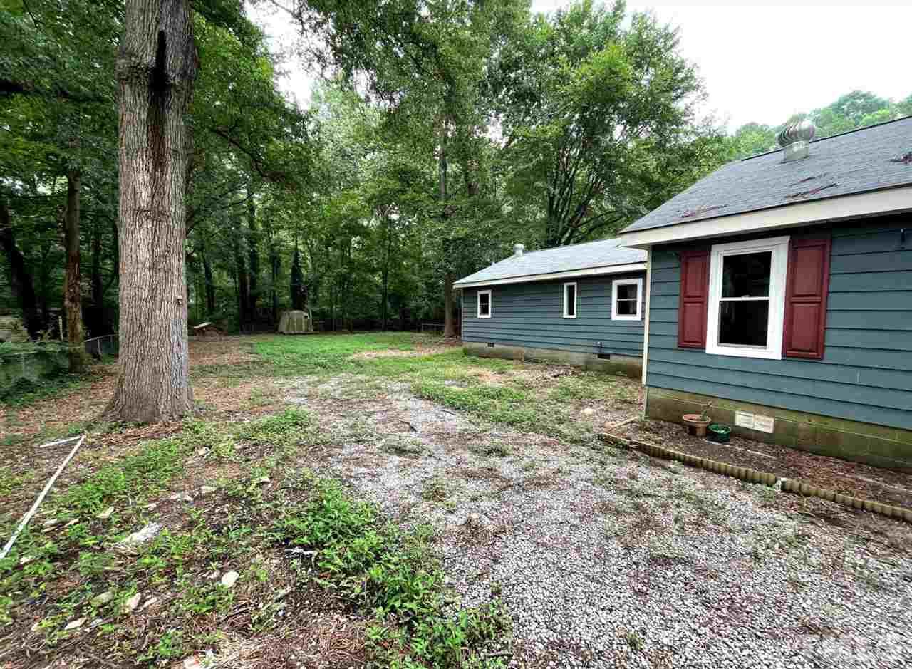 602 Grovemont Road Raleigh, NC 27603 - Photo 3 of 25